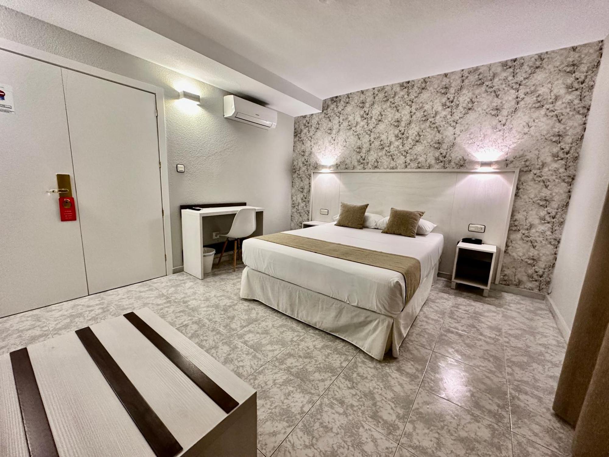 Hotel El Paraiso Calabardina Bagian luar foto